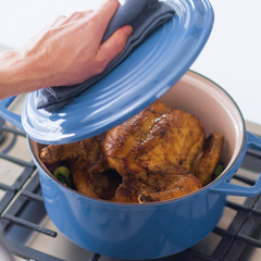 7 QT Enamel Cast-Iron Dutch Oven - Classic Lid - Gray